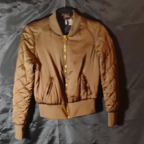 H&M Tan Bomber Jacket with Quilted Sleeves - Picture 3 of 9